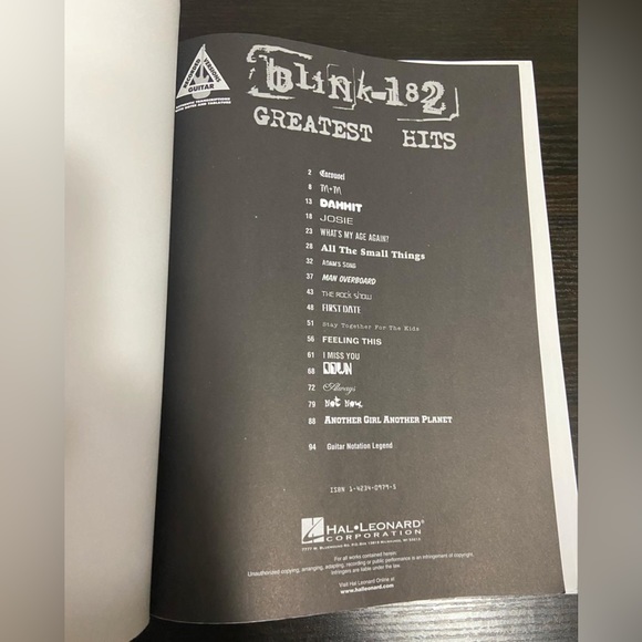 Blink-182 ‘Greatest Hits’ Music Book - Picture 3 of 4